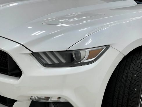 Used 2017 Ford Mustang GT Premium RWD image 35