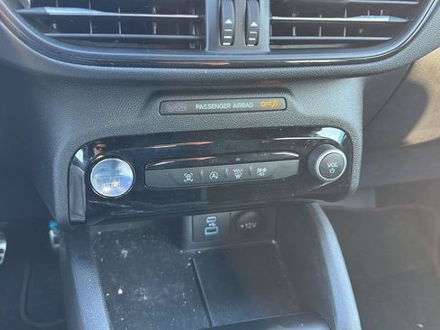 Used 2023 Ford Escape ST-Line w/ Tech Pack #1 AWD/4WD image 19