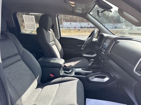 Used 2022 Nissan Frontier SV image 33