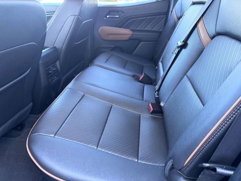 Used 2024 GMC Canyon AT4 image 13