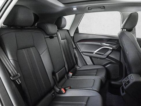 New 2025 Audi Q5 Premium image 20