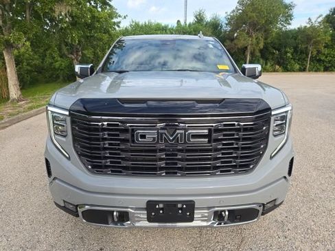 Used 2025 GMC Sierra 1500 Denali Ultimate AWD/4WD image 8