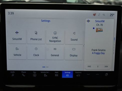 Used 2023 Ford Expedition Max XLT image 29