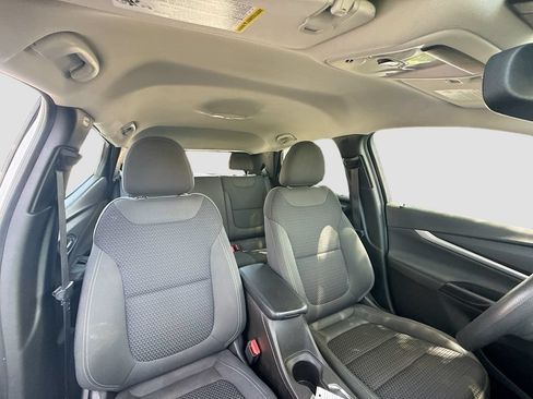 Used 2022 Chevrolet Bolt EUV LT FWD image 33