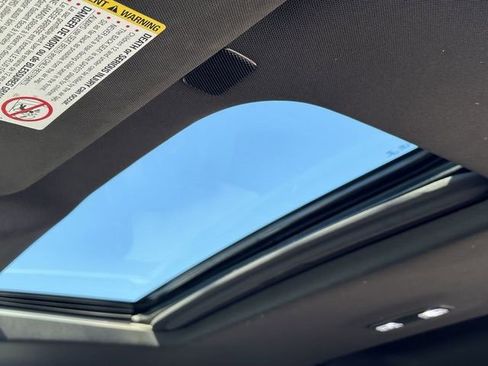 Used 2022 Chevrolet Silverado 3500 High Country image 19