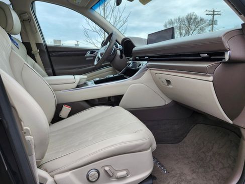 Used 2024 Genesis GV80 3.5T image 11