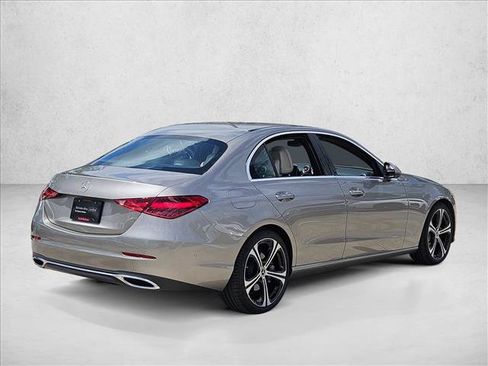 Used 2023 Mercedes-Benz C 300 Sedan image 5