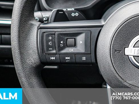 Used 2024 Nissan Rogue SV AWD/4WD image 35