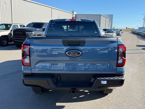 New 2025 Ford Ranger Lariat w/ FX4 Off-Road Package image 36