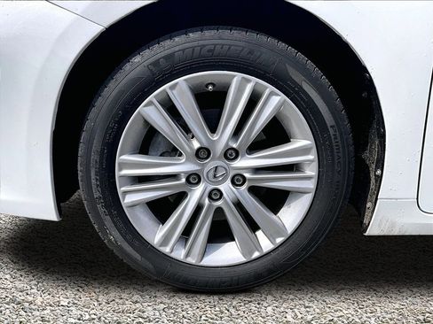 Used 2013 Lexus ES 350 w/ Premium Pkg image 8