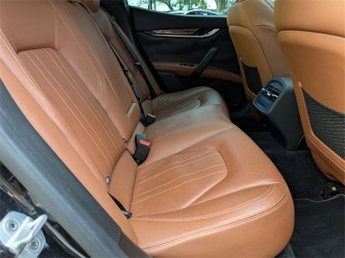 Used 2016 Maserati Ghibli S image 28