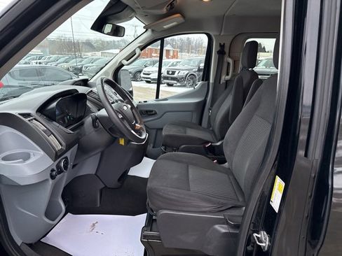 Used 2018 Ford Transit 350 XLT image 23