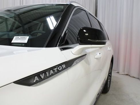 New 2026 Lincoln Aviator AWD image 63