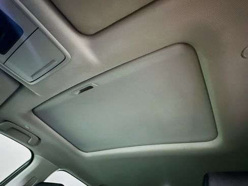 Used 2024 Honda CR-V EX image 25