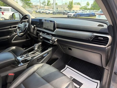 Used 2023 Kia Telluride S w/ S Sunroof Package AWD/4WD image 12