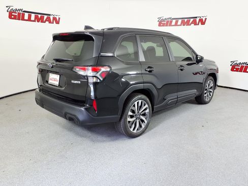 New 2026 Subaru Forester Touring AWD/4WD image 2