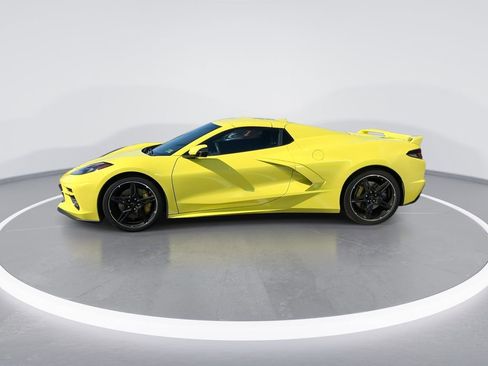 Used 2024 Chevrolet Corvette Stingray w/ Z51 Performance Package image 5