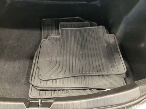 Used 2018 Chevrolet Malibu LT image 27