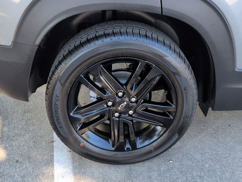 New 2026 Chevrolet TrailBlazer LT w/ Midnight Edition FWD image 27