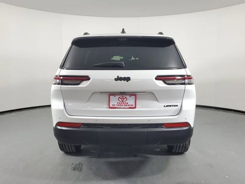 Used 2025 Jeep Grand Cherokee L Limited w/ Luxury Tech Group II image 6