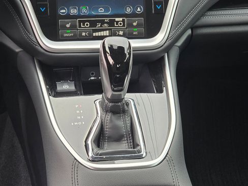 Used 2025 Subaru Legacy Limited image 15