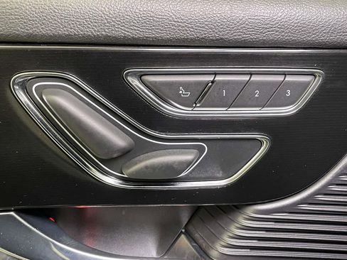 Used 2021 Lincoln Corsair AWD w/ Premium Package image 34