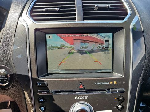 Used 2018 Ford Explorer Sport AWD/4WD image 23