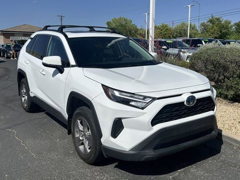Used 2024 Toyota RAV4 XLE w/ Convenience Package AWD/4WD image 1