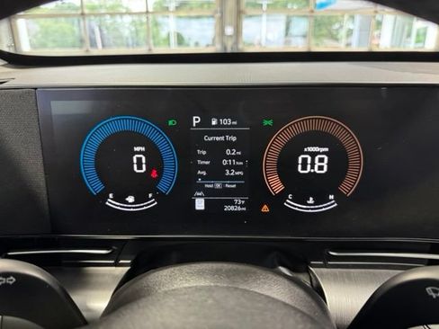 Used 2025 Hyundai Kona SEL AWD/4WD image 19