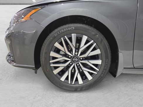 New 2026 Nissan Altima 2.5 SV FWD image 23
