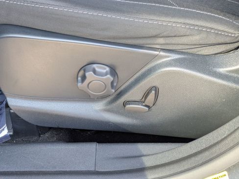 Certified 2020 Ford EcoSport SE w/ SE Convenience Package image 13