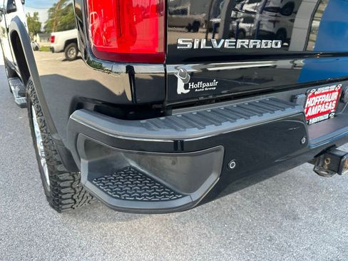 Used 2022 Chevrolet Silverado 3500 High Country w/ Z71 Off-Road Package AWD/4WD image 5