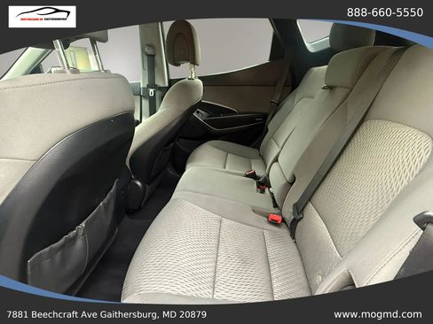 Used 2017 Hyundai Santa Fe Sport FWD image 11