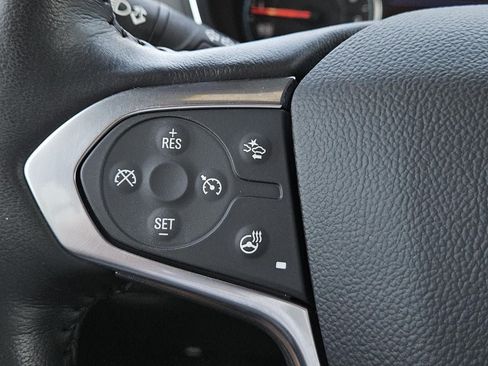 Used 2022 Chevrolet Traverse LT w/ LPO, Floor Liner Package FWD image 22