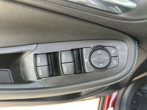 Certified 2024 Buick Encore GX Avenir image 21