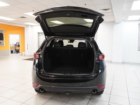 Used 2017 MAZDA CX-5 Touring FWD image 9