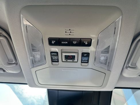 Certified 2020 Toyota RAV4 XLE Premium AWD/4WD image 37