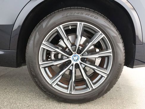 Used 2023 BMW X5 xDrive45e w/ M Sport Package image 7