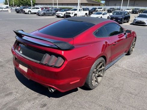 Used 2017 Ford Mustang Coupe RWD image 5