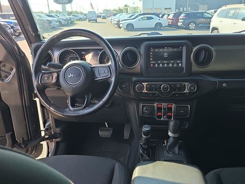 Used 2021 Jeep Gladiator Sport AWD/4WD image 20