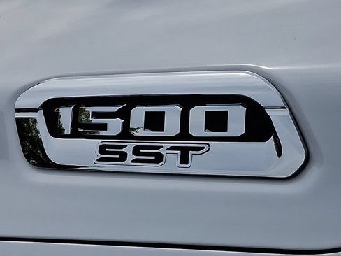 Used 2025 RAM 1500 Big Horn AWD/4WD image 41