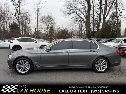 Used 2016 BMW 750i xDrive image 13