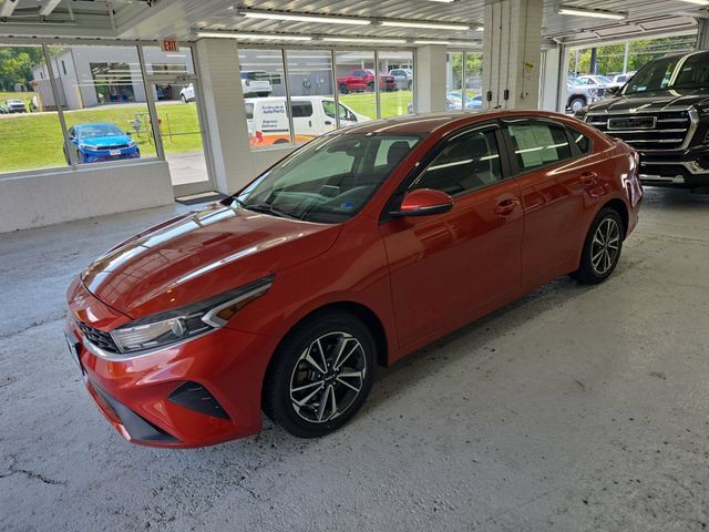 Certified 2024 Kia Forte LXS w/ LXS Technology Package FWD image 2