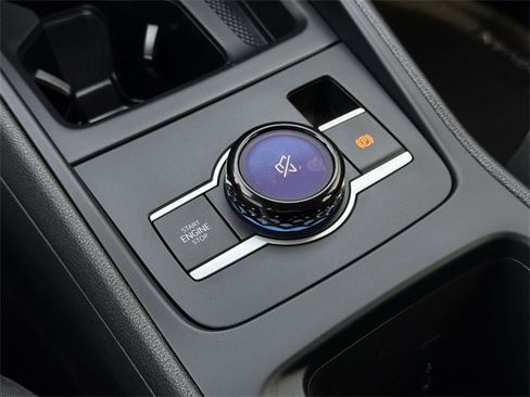 Used 2025 Volkswagen Tiguan S image 18