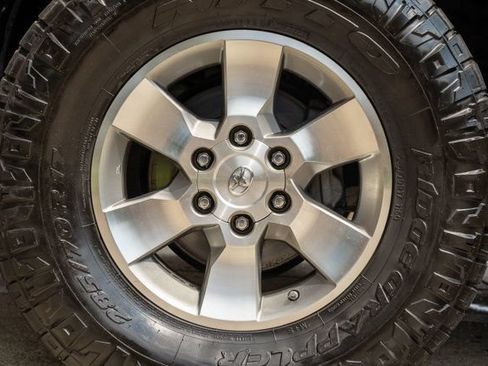 Used 2019 Toyota 4Runner 4WD image 52