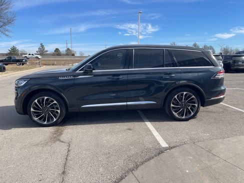 Used 2021 Lincoln Aviator Reserve w/ Equipment Group 201A image 6