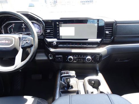 Used 2024 GMC Sierra 1500 Elevation w/ Preferred Package AWD/4WD image 47