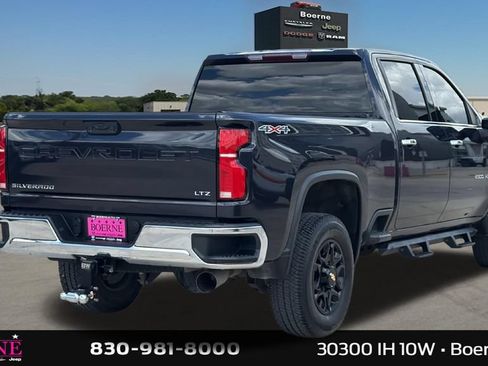 Used 2024 Chevrolet Silverado 2500 LTZ AWD/4WD image 3