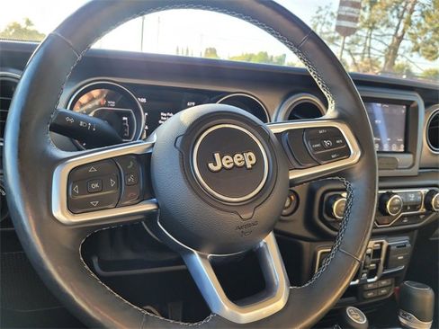 Used 2020 Jeep Gladiator Sport w/ Quick Order Package 24S image 20