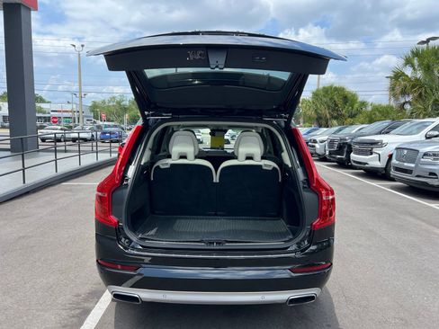 Used 2020 Volvo XC90 T5 Momentum w/ Protection Package Premier FWD image 20